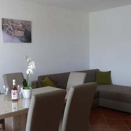 Apartment 7664b Pula